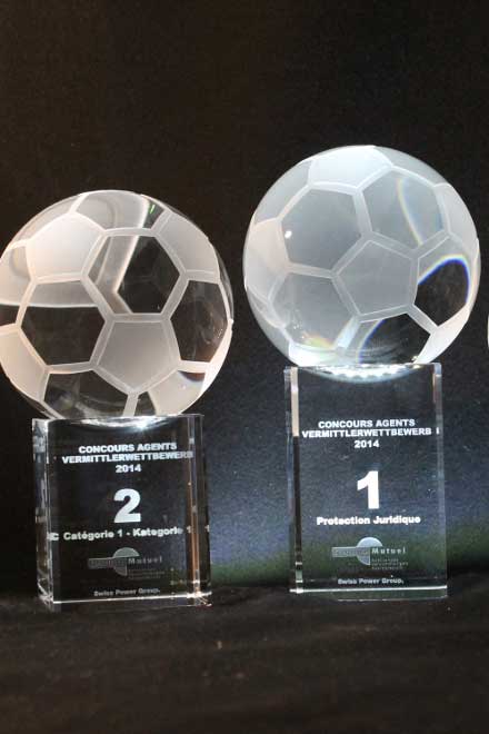 3D-Laser Verein Fussball Trophäe Pokal